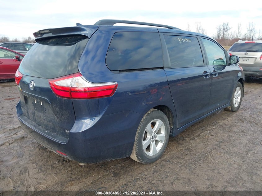 VIN 5TDKZ3DCXJS930314 2018 TOYOTA SIENNA LE