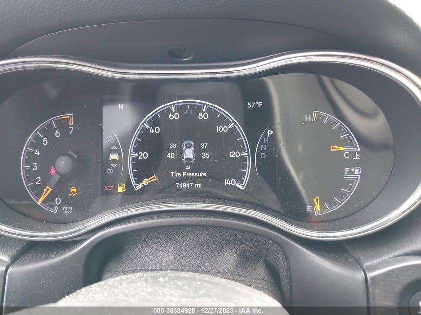 VIN 1C4RJEAGXJC111765 2018 JEEP GRAND CHEROKEE ALTITUDE 4X2