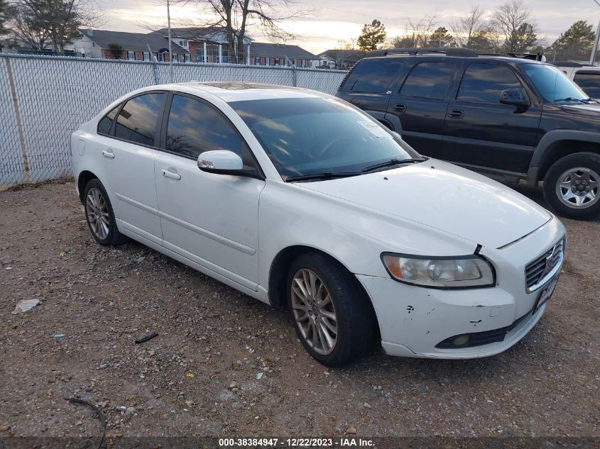 YV1382MS5A2492845 | 2010 VOLVO S40