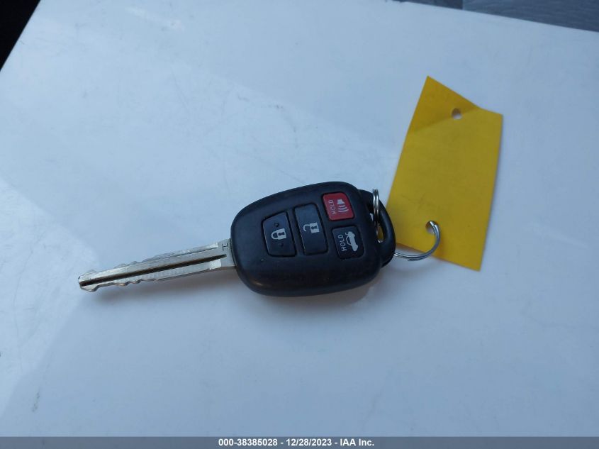 2016 TOYOTA COROLLA LE - 2T1BURHE1GC518698