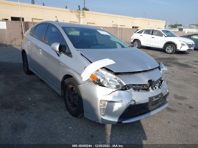 2013 TOYOTA PRIUS FOUR - JTDKN3DU9D5549696