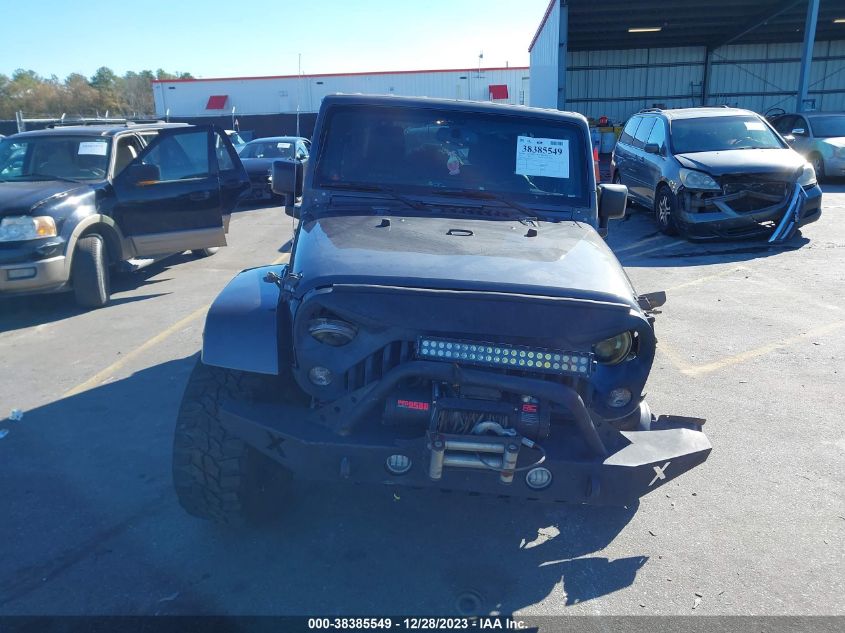 2014 JEEP WRANGLER UNLIMITED SAHARA - 1C4BJWEG4EL221704