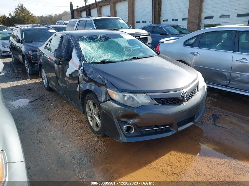 2014 TOYOTA CAMRY SE - 4T1BF1FK5EU380759