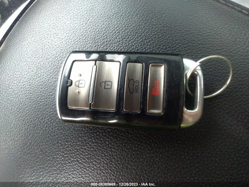 2015 KIA K900 - KNALW4D40F6016864