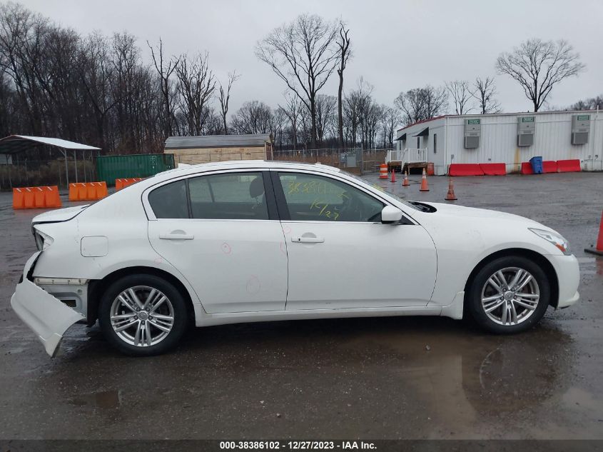 2015 INFINITI Q40 JN1CV6AR6FM651443
