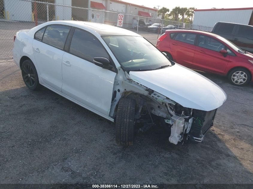 3VWD17AJ7JM224652 VOLKSWAGEN JETTA SPORT 2018