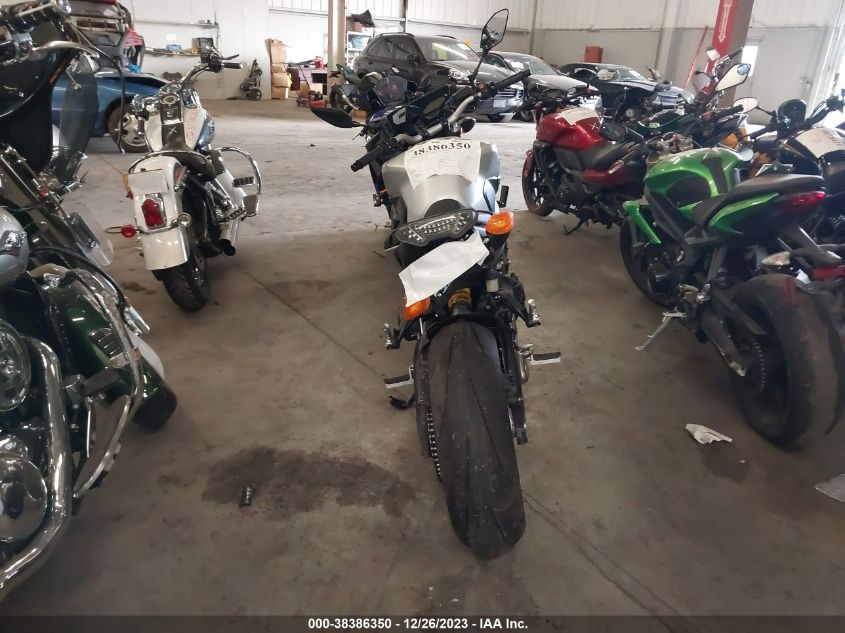 2015 YAMAHA FZ09 JYARN33E6FA005865