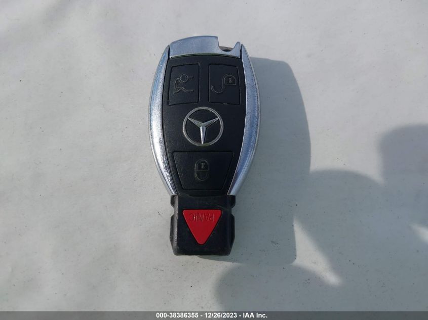 2015 MERCEDES-BENZ S 550 WDDUG8CB4FA128906