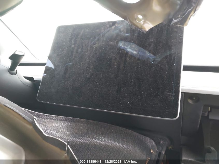 2018 TESLA MODEL 3 - 5YJ3E1EB9JF185327