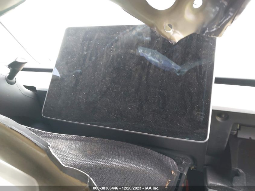 2018 TESLA MODEL 3 - 5YJ3E1EB9JF185327