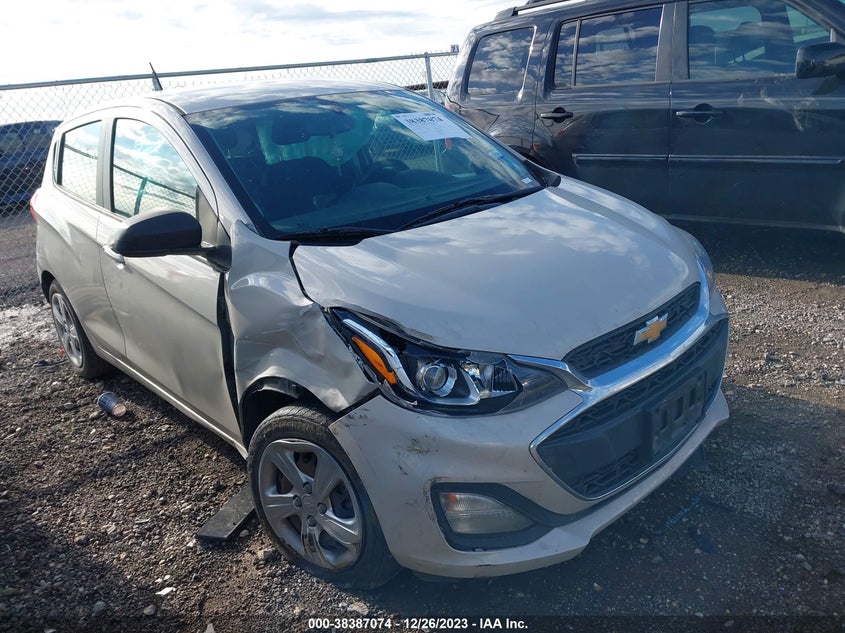 VIN KL8CB6SA4KC743139 2019 CHEVROLET SPARK LS