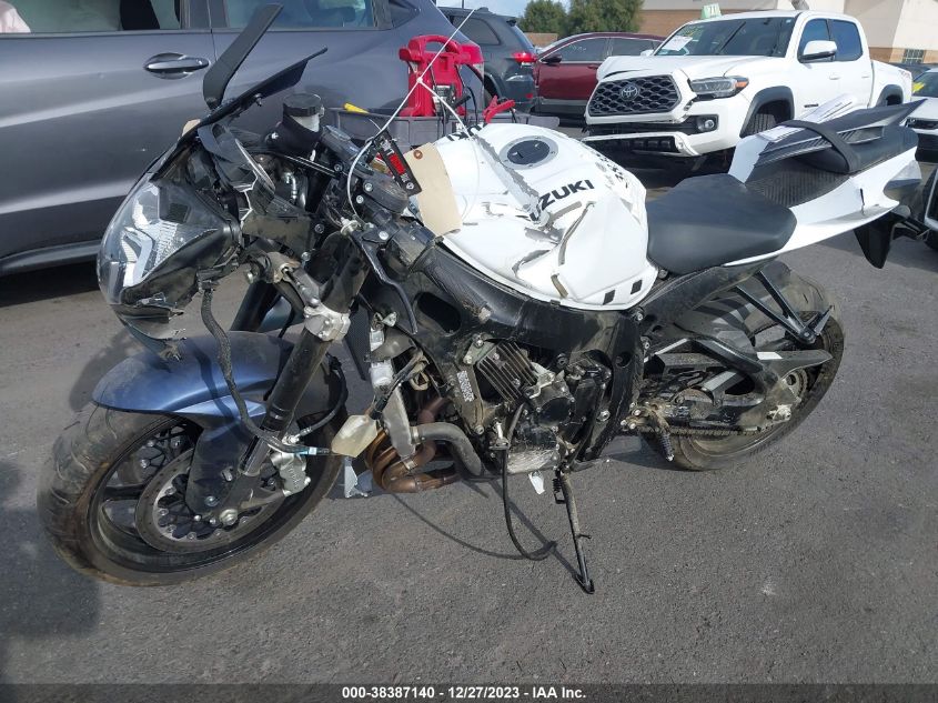 2023 SUZUKI GSX-R600 - JS1GN7FA7P7101265