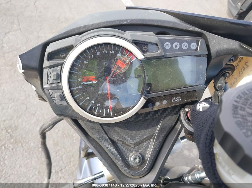 2023 SUZUKI GSX-R600 - JS1GN7FA7P7101265