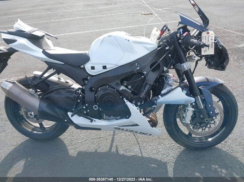 2023 SUZUKI GSX-R600 - JS1GN7FA7P7101265
