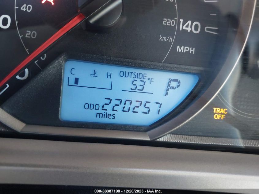 2014 TOYOTA RAV4 LE - JTMZFREV0EJ011080