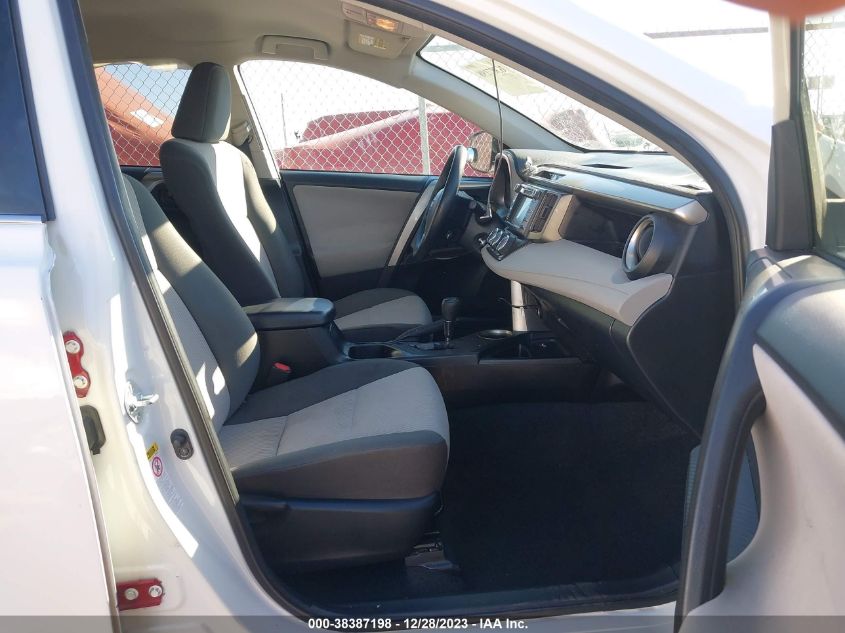 2014 TOYOTA RAV4 LE - JTMZFREV0EJ011080