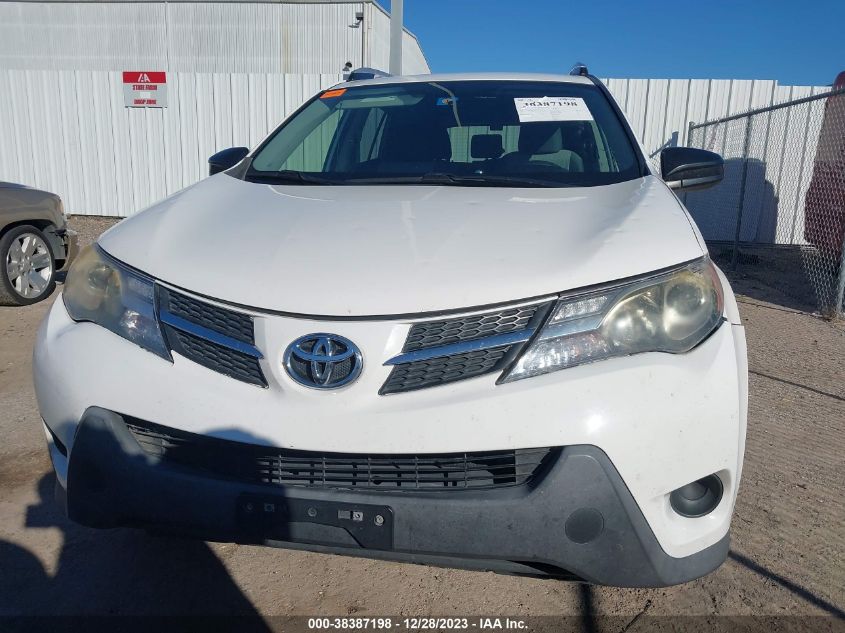 2014 TOYOTA RAV4 LE - JTMZFREV0EJ011080