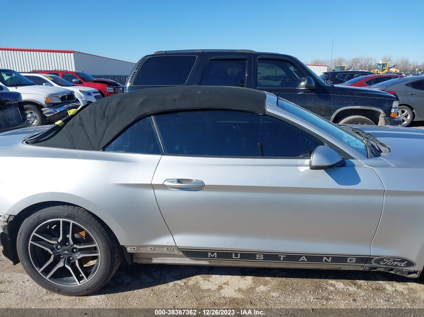 VIN 1FATP8UH0J5115442 2018 FORD MUSTANG