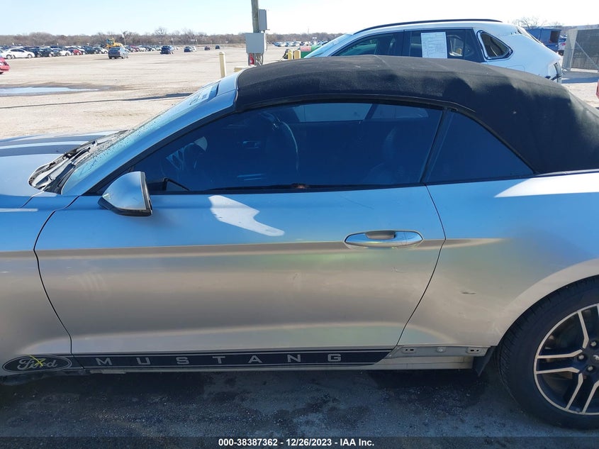 VIN 1FATP8UH0J5115442 2018 FORD MUSTANG