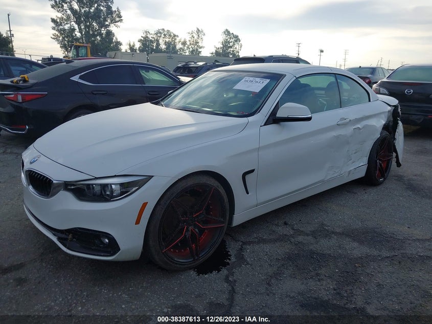 VIN WBA4Z1C58JEC59134 2018 BMW 430I