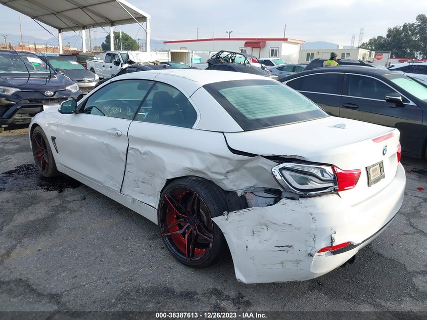 VIN WBA4Z1C58JEC59134 2018 BMW 430I