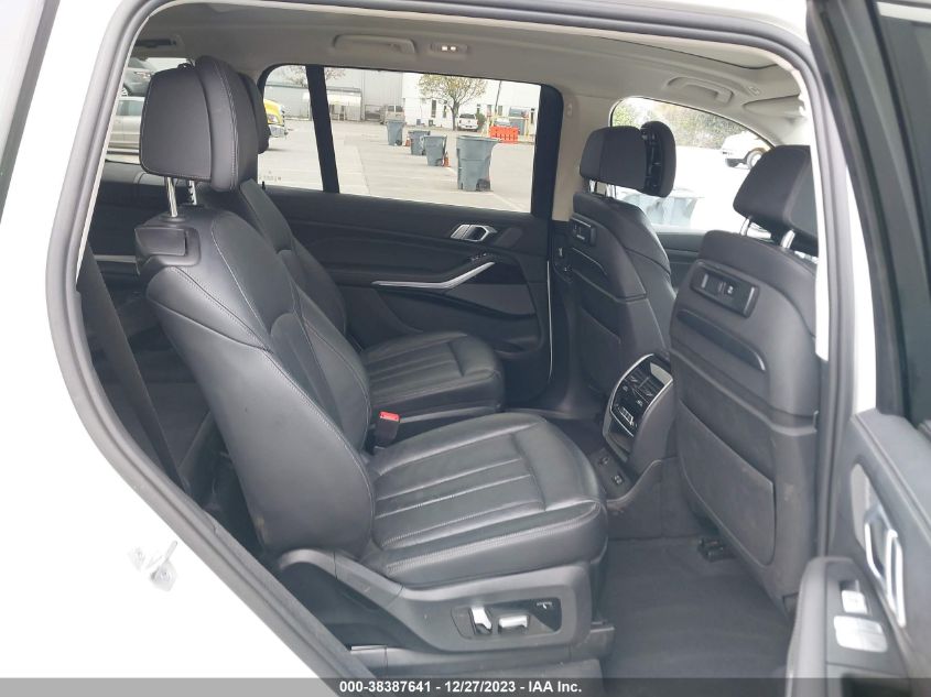 2021 BMW X7 XDRIVE40I 5UXCW2C05M9G48133