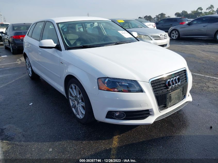 2013 AUDI A3 2.0T PREMIUM - WAUKEAFM0DA033698