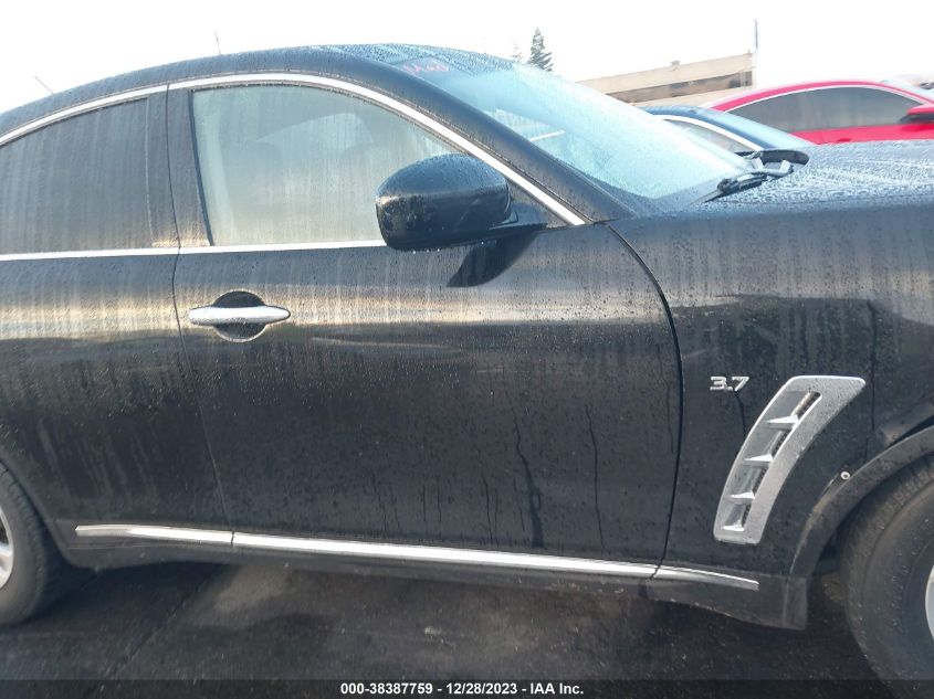 2017 INFINITI QX70 - JN8CS1MU3HM141888