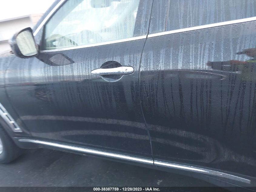 2017 INFINITI QX70 - JN8CS1MU3HM141888