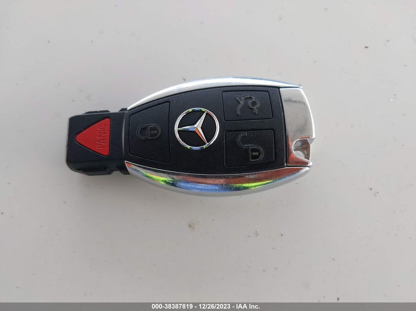VIN 55SWF4JB7HU220148 2017 MERCEDES-BENZ C 300 300
