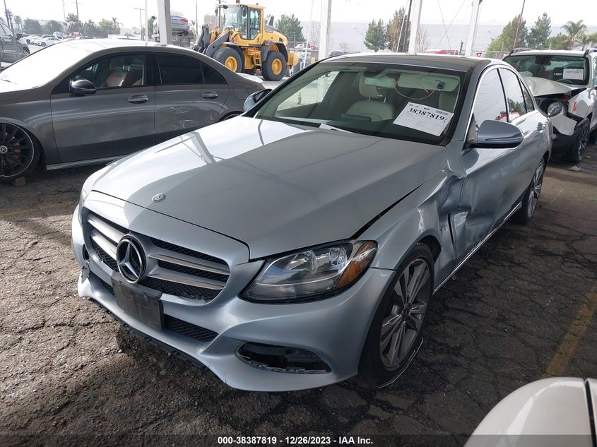 VIN 55SWF4JB7HU220148 2017 MERCEDES-BENZ C 300 300