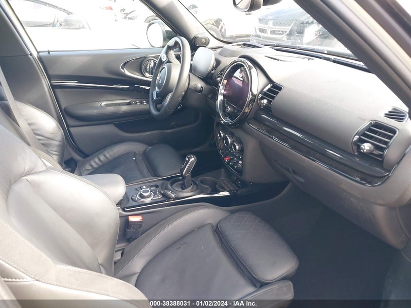 2023 MINI COOPER 2.0L I4   N(VIN: WMWXJ1C06P2T64948