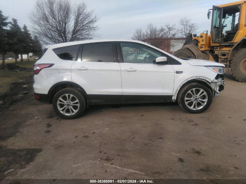 2017 FORD ESCAPE SE - 1FMCU9GDXHUD84206