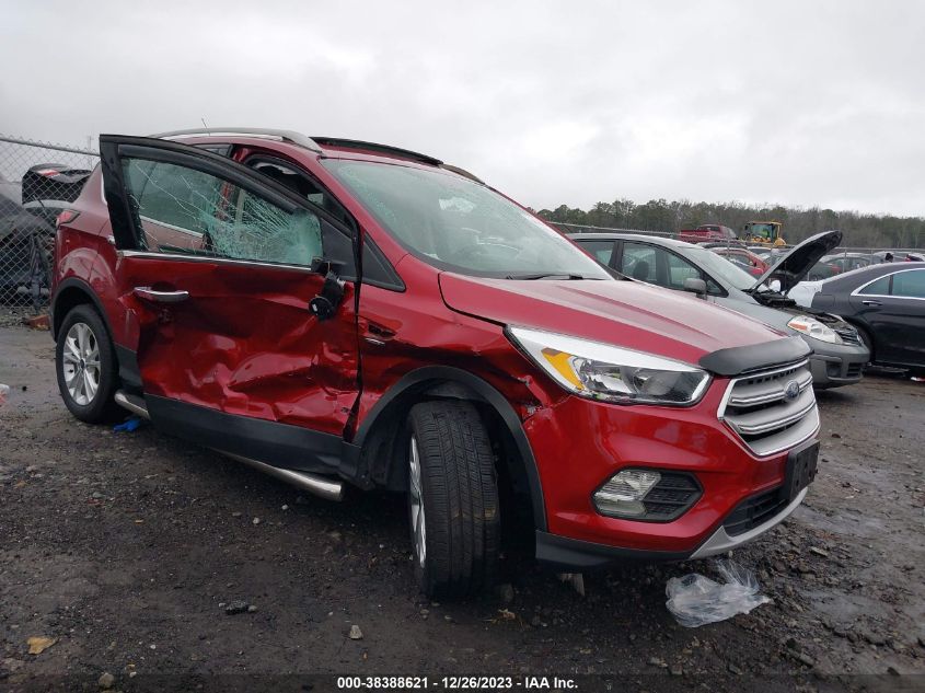 2017 FORD ESCAPE SE - 1FMCU0GD8HUA88290