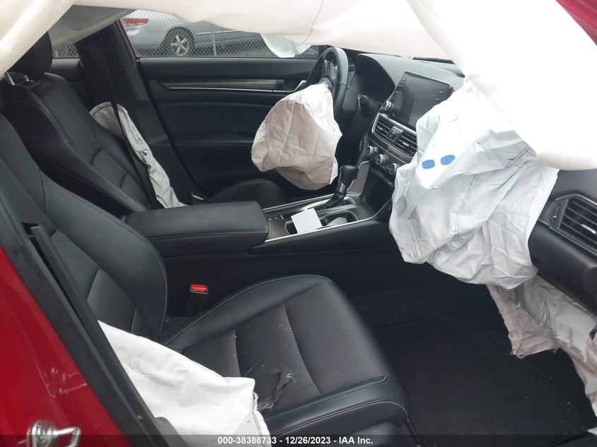 VIN 1HGCV1F36JA043387 2018 HONDA ACCORD SPORT