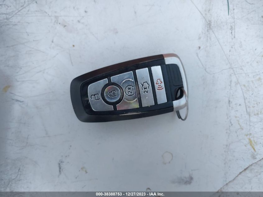 2018 FORD FUSION TITANIUM/PLATINUM - 3FA6P0D94JR205889