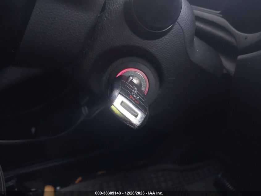 2014 KIA SOUL + - KNDJP3A59E7064290