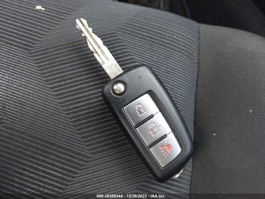 2015 NISSAN ROGUE S - KNMAT2MT1FP558290