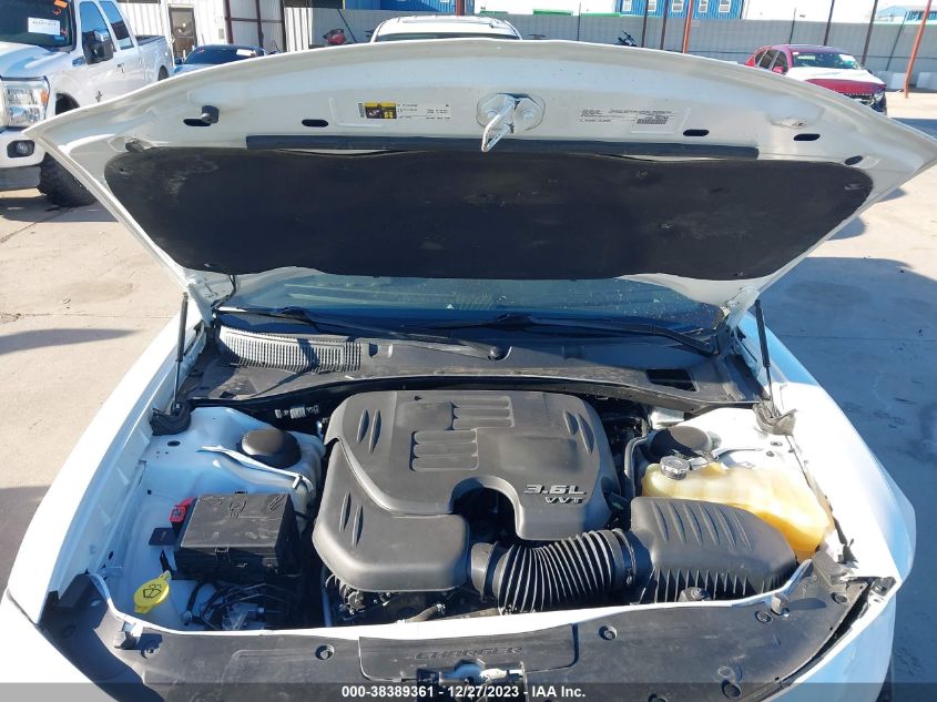 2016 DODGE CHARGER SXT - 2C3CDXHGXGH281536