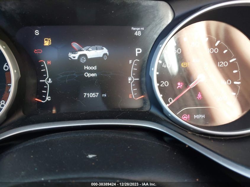 2018 JEEP COMPASS LATITUDE - 3C4NJDBB4JT396088