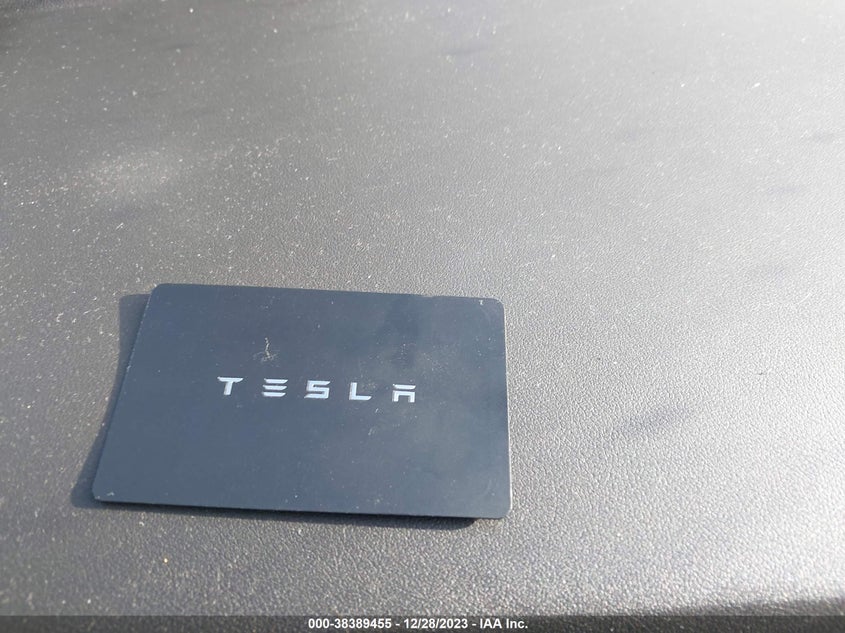 VIN 5YJ3E1EB6JF082365 2018 TESLA MODEL 3