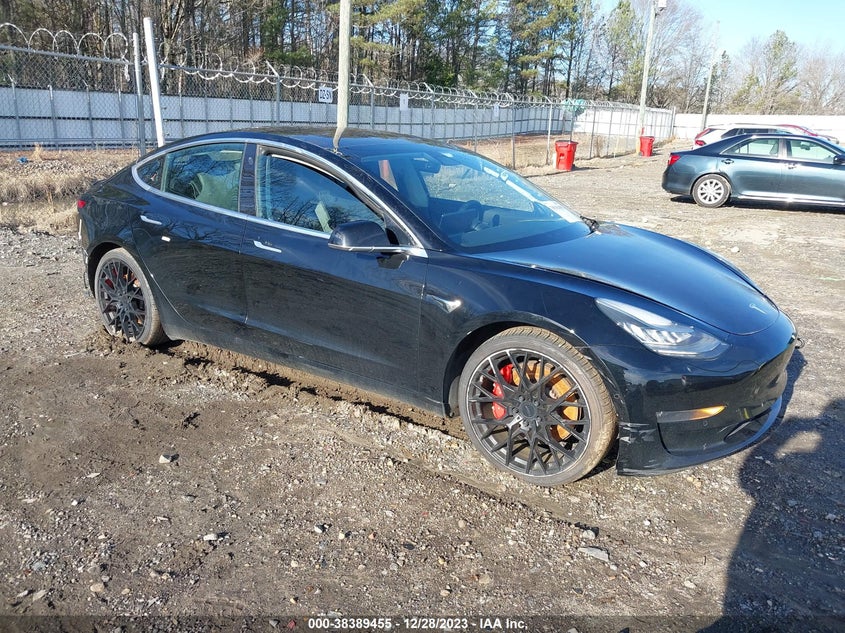 VIN 5YJ3E1EB6JF082365 2018 TESLA MODEL 3