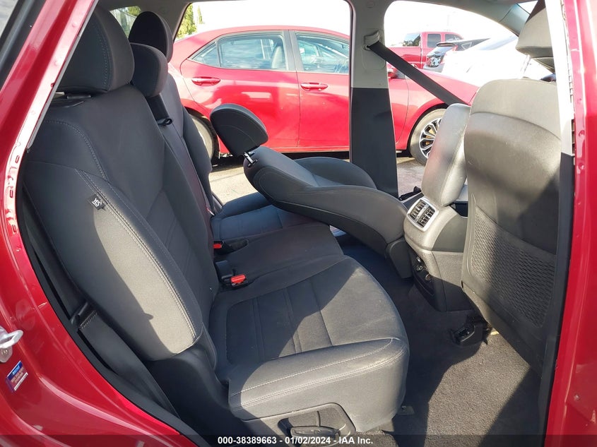 VIN 5XYPGDA39HG192678 2017 KIA SORENTO LX/L