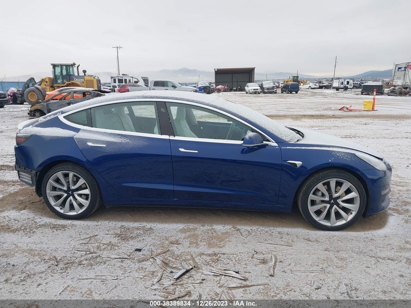 VIN 5YJ3E1EB9KF392138 2019 TESLA MODEL 3