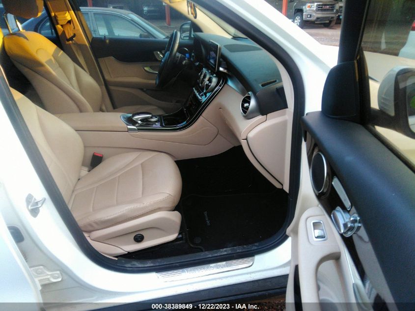 2016 MERCEDES-BENZ GLC 300 - WDC0G4JB8GF030464