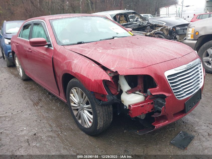 2013 CHRYSLER 300 - 2C3CCARG2DH73323