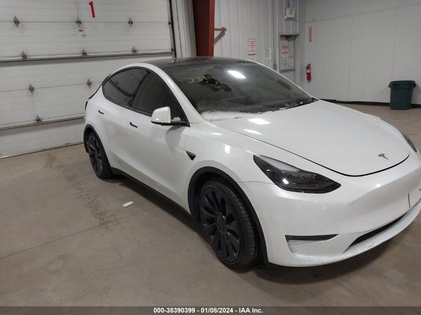 2022 TESLA MODEL Y PERFORMANCE DUAL MOTOR ALL-WHEEL DRIVE - 7SAYGDEFXNF506918