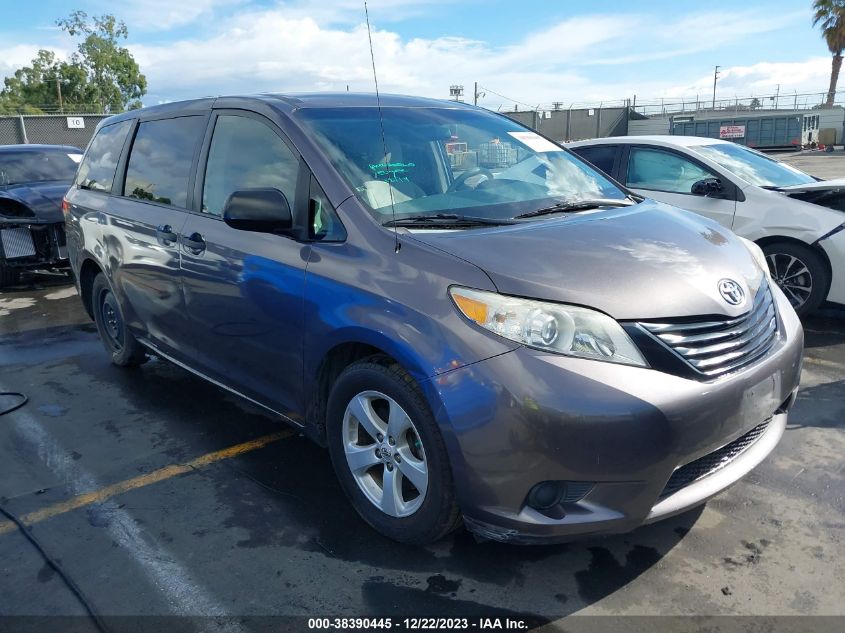 5TDZK3DC8DS282026 2013 TOYOTA SIENNA, photo no. 1