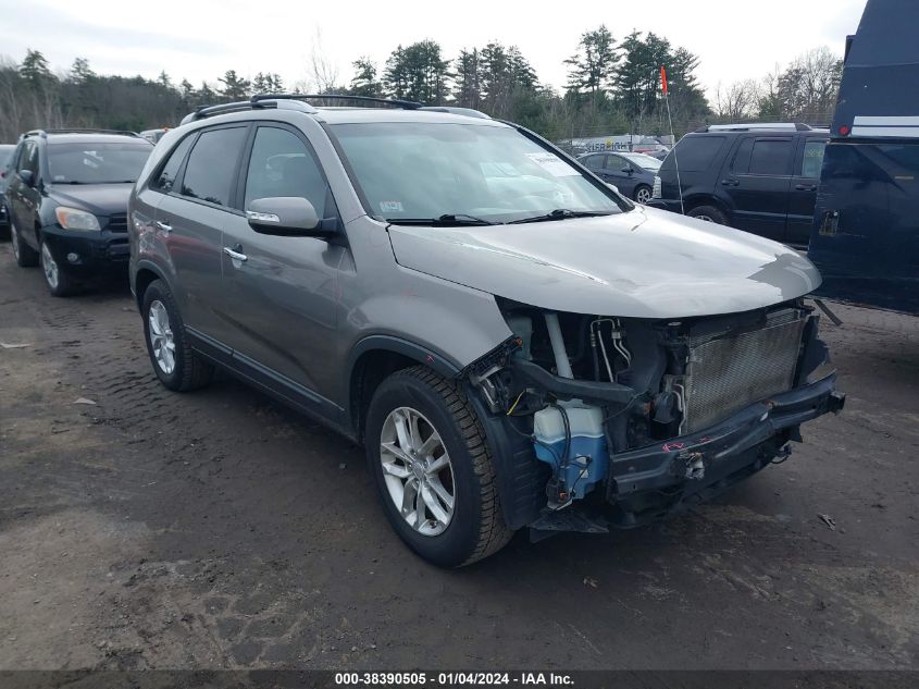 2014 KIA SORENTO LX - 5XYKTCA6XEG530109