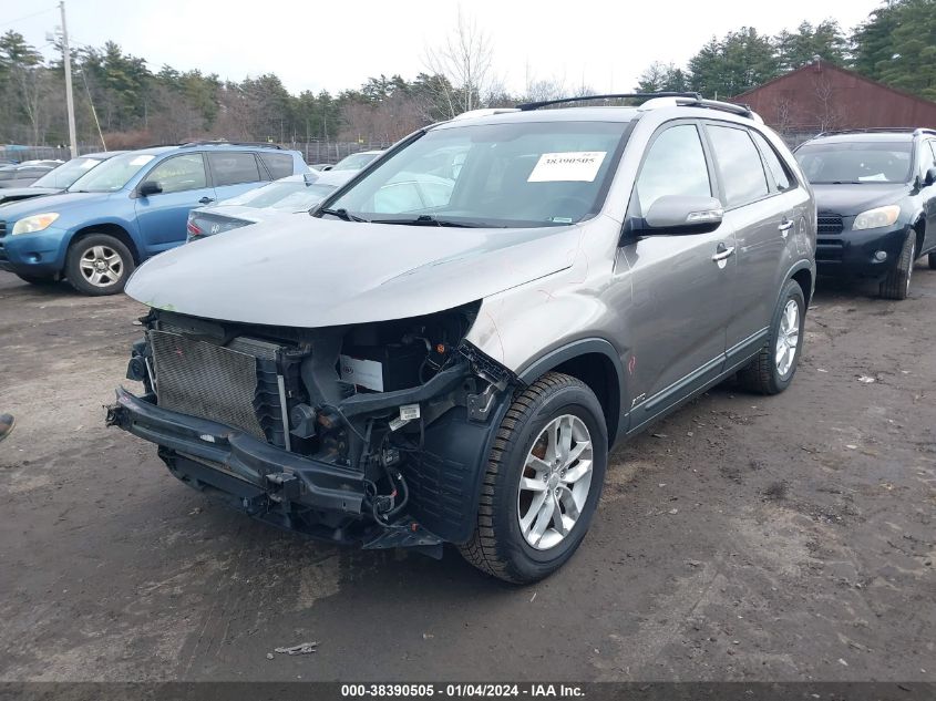 2014 KIA SORENTO LX - 5XYKTCA6XEG530109